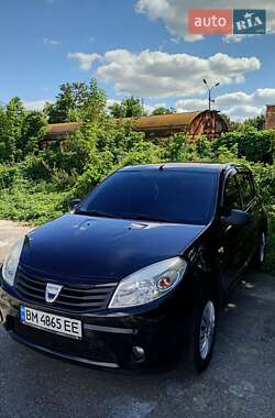 Хетчбек Dacia Sandero 2009 в Конотопі