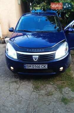 Хэтчбек Dacia Sandero 2009 в Сумах
