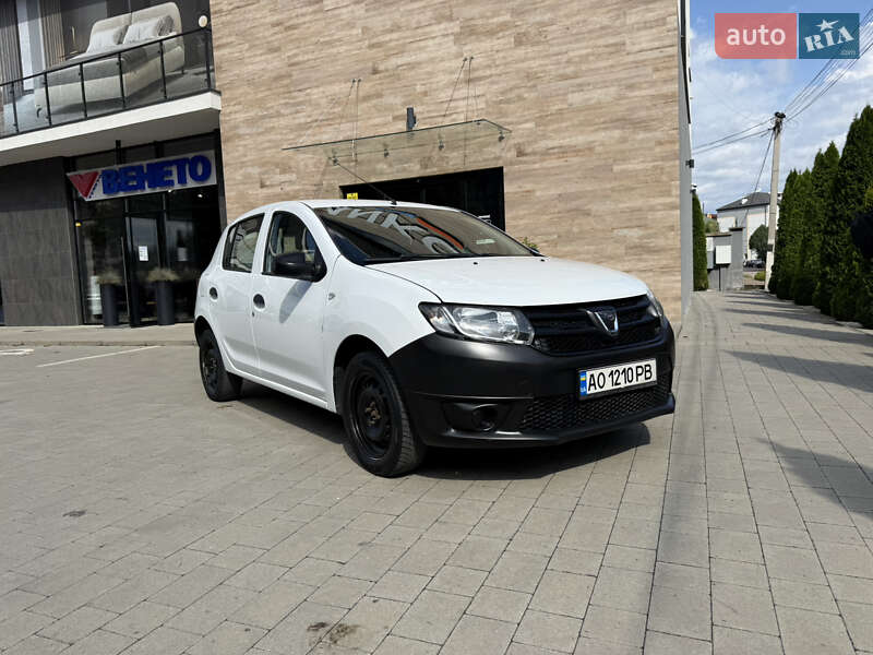 Dacia Sandero 2013