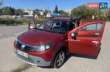 Хэтчбек Dacia Sandero 2010 в Житомире