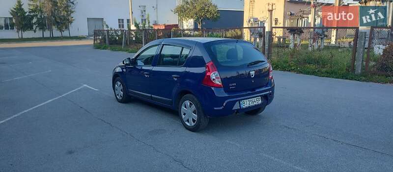 Хэтчбек Dacia Sandero 2009 в Полтаве фото 9 Хэтчбек Dacia Sandero 2009 в Полтаве