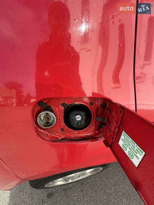 Хэтчбек Dacia Sandero 2009 в Киеве