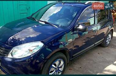 Хетчбек Dacia Sandero 2010 в Кривому Розі
