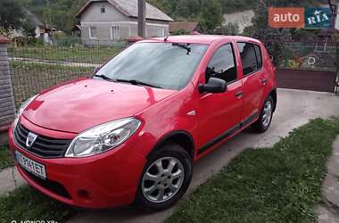 Хэтчбек Dacia Sandero 2009 в Галиче