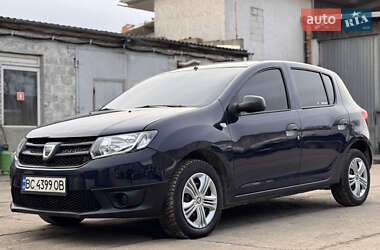 Хетчбек Dacia Sandero 2013 в Львові
