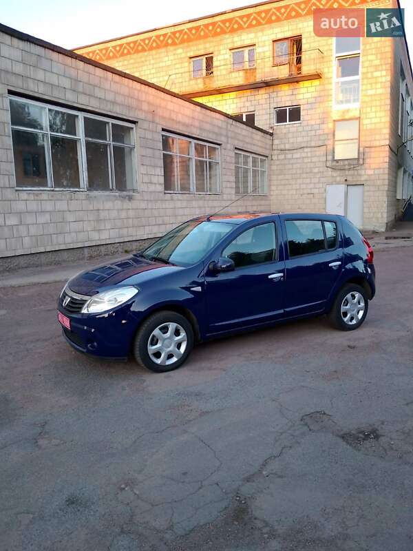 Dacia Sandero 2009