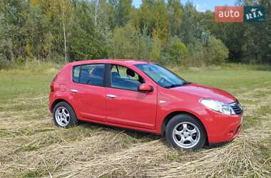 Хетчбек Dacia Sandero 2008 в Харкові