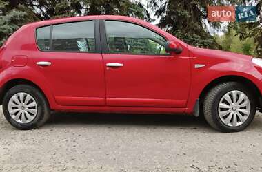 Хетчбек Dacia Sandero 2009 в Харкові