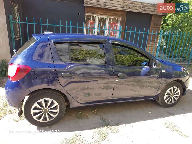 Хетчбек Dacia Sandero 2013 в Миколаєві