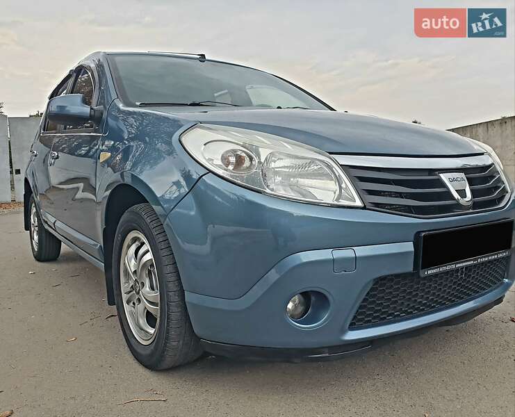 Dacia Sandero 2009