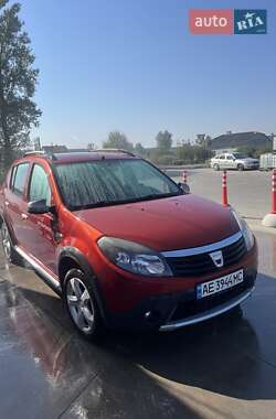 Хэтчбек Dacia Sandero 2010 в Львове