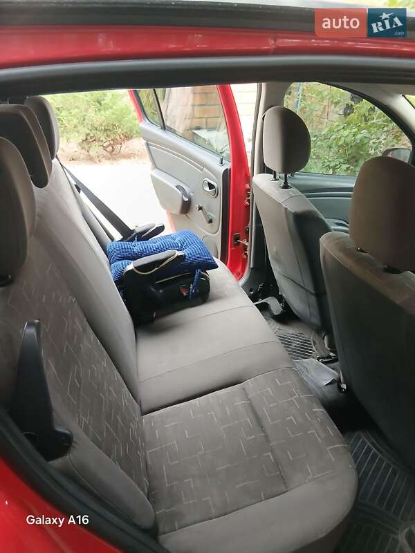 Хетчбек Dacia Sandero 2009 в Миколаєві фото 7 Хетчбек Dacia Sandero 2009 в Миколаєві