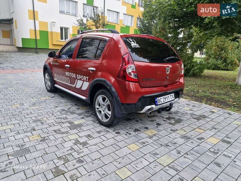 Хэтчбек Dacia Sandero 2012 в Тернополе
