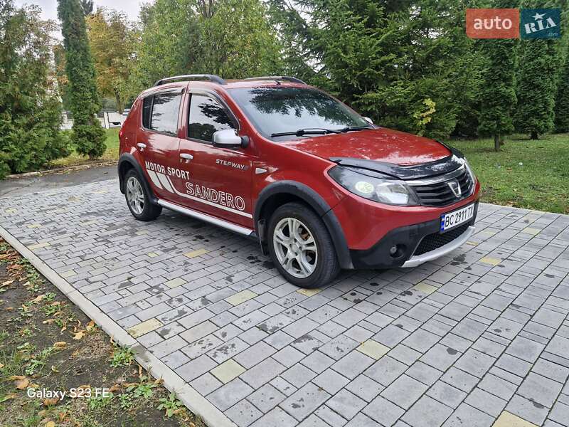Хэтчбек Dacia Sandero 2012 в Тернополе
