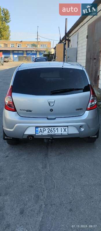 Хэтчбек Dacia Sandero 2008 в Запорожье фото 3 Хэтчбек Dacia Sandero 2008 в Запорожье