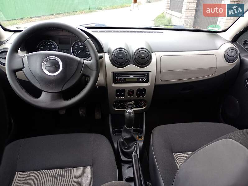 Хэтчбек Dacia Sandero 2009 в Калиновке фото 8 Хэтчбек Dacia Sandero 2009 в Калиновке