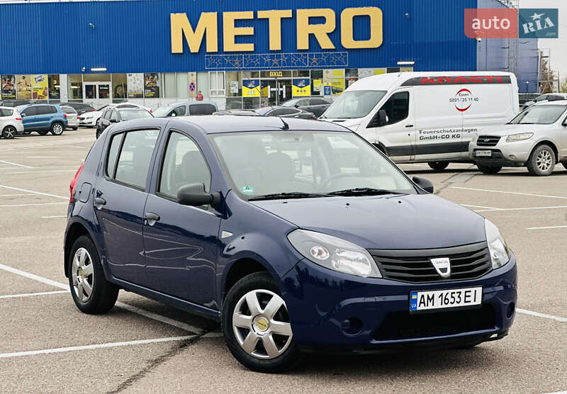 Хетчбек Dacia Sandero 2009 в Житомирі фото 13 Хетчбек Dacia Sandero 2009 в Житомирі
