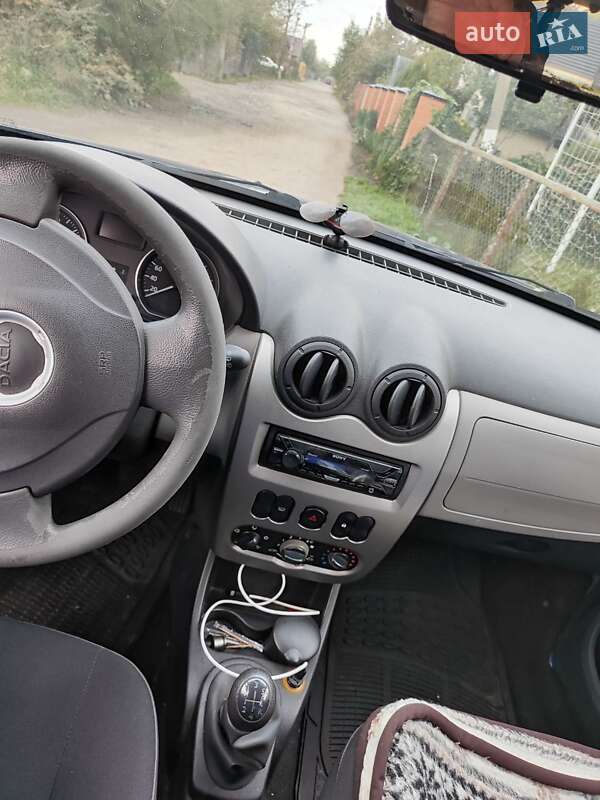 Хэтчбек Dacia Sandero 2009 в Луцке фото 7 Хэтчбек Dacia Sandero 2009 в Луцке