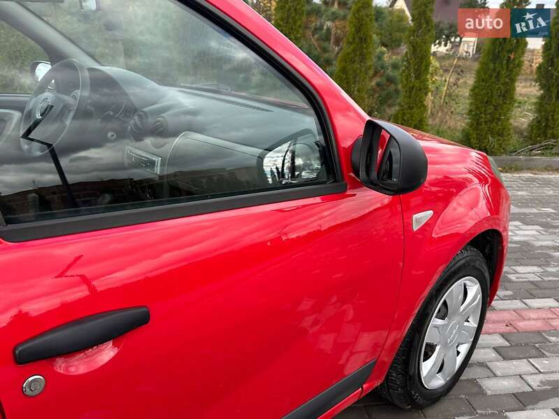 Хэтчбек Dacia Sandero 2009 в Луцке фото 4 Хэтчбек Dacia Sandero 2009 в Луцке