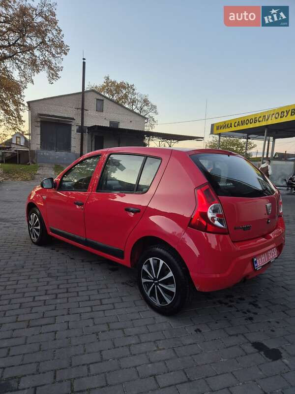 Хэтчбек Dacia Sandero 2009 в Киверцах фото 8 Хэтчбек Dacia Sandero 2009 в Киверцах
