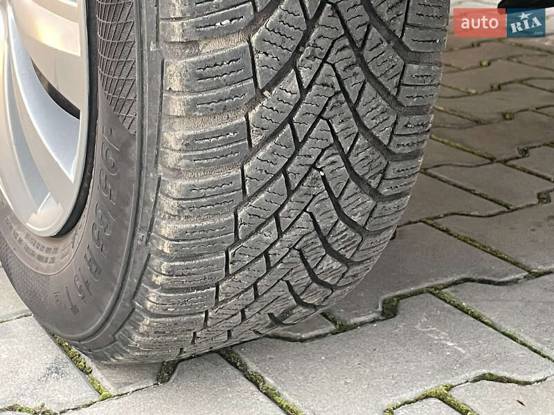 Хетчбек Dacia Sandero 2010 в Луцьку