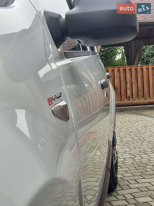 Хэтчбек Dacia Sandero 2009 в Самборе фото 13 Хэтчбек Dacia Sandero 2009 в Самборе