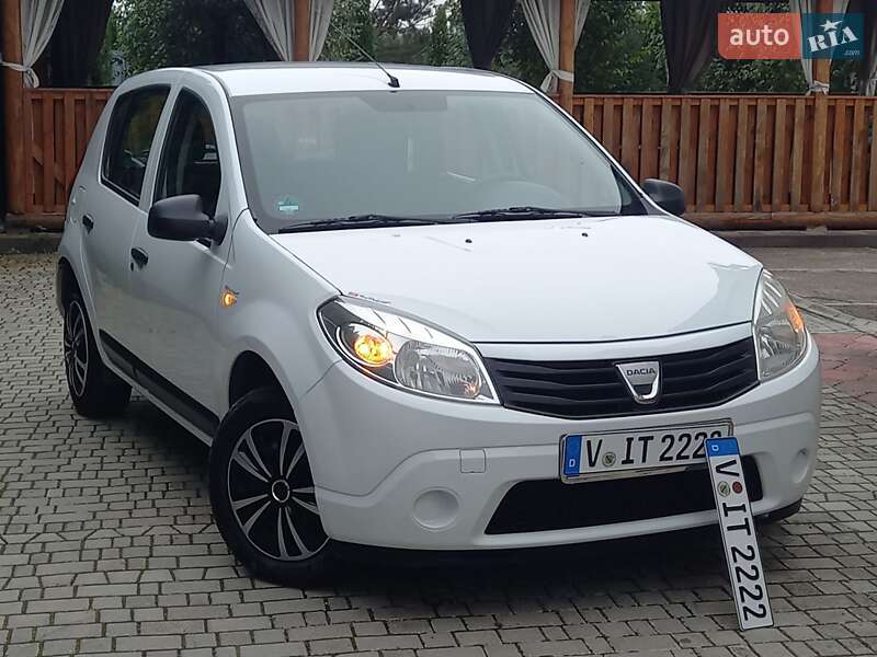 Хэтчбек Dacia Sandero 2009 в Самборе фото 21 Хэтчбек Dacia Sandero 2009 в Самборе