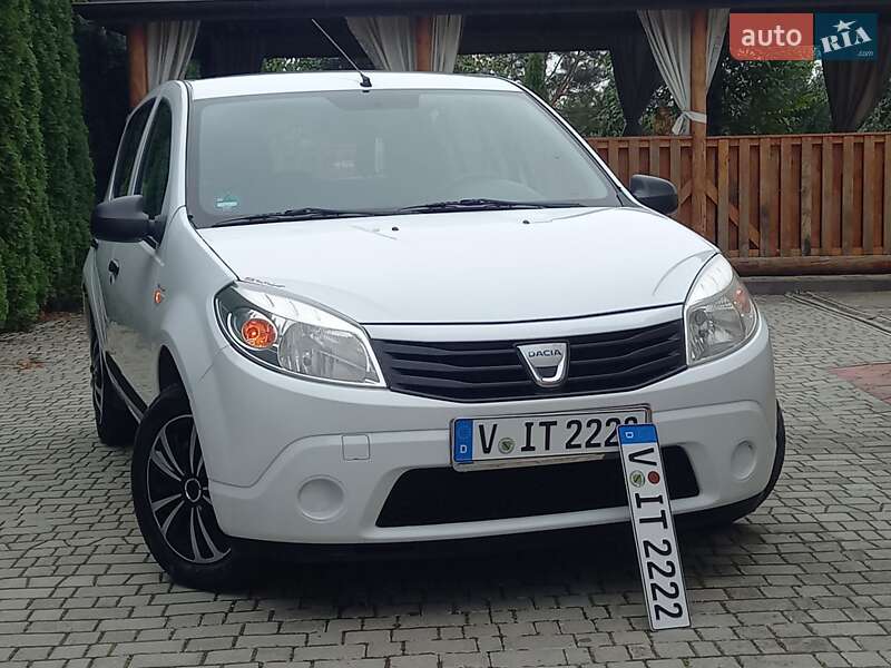 Хэтчбек Dacia Sandero 2009 в Самборе фото 25 Хэтчбек Dacia Sandero 2009 в Самборе