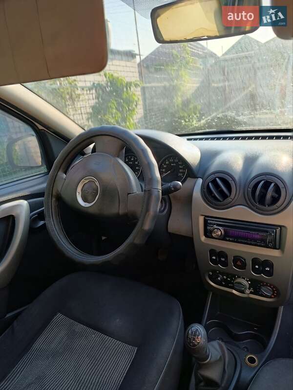 Хетчбек Dacia Sandero 2009 в Запоріжжі фото 4 Хетчбек Dacia Sandero 2009 в Запоріжжі