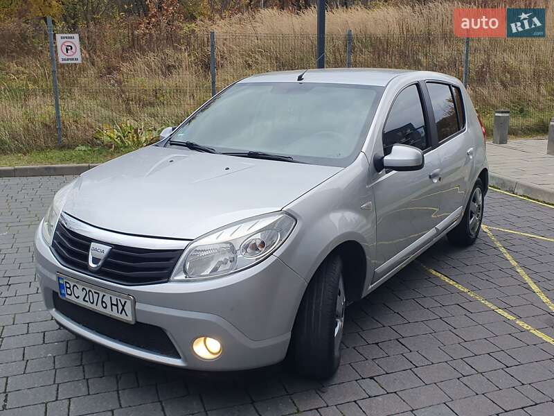 Хэтчбек Dacia Sandero 2009 в Львове фото 6 Хэтчбек Dacia Sandero 2009 в Львове