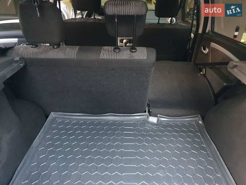 Хэтчбек Dacia Sandero 2009 в Львове фото 20 Хэтчбек Dacia Sandero 2009 в Львове