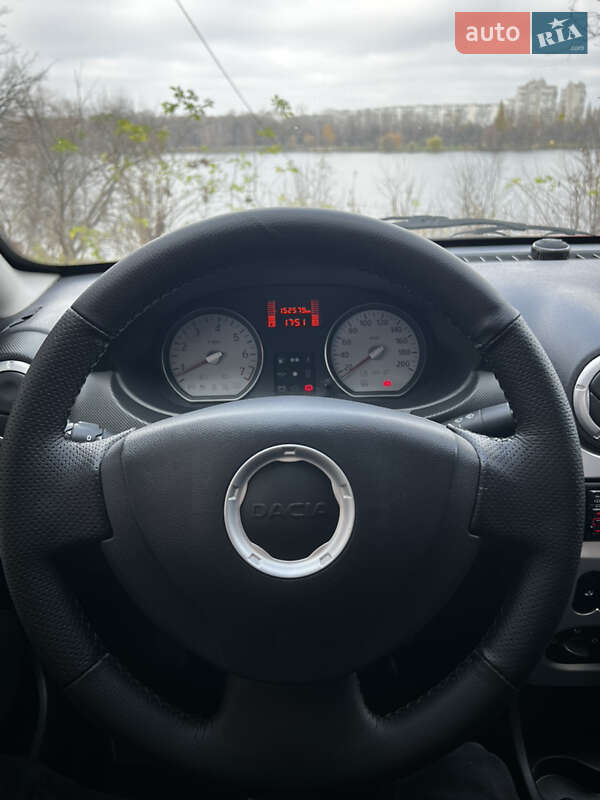 Хэтчбек Dacia Sandero 2009 в Сумах фото 11 Хэтчбек Dacia Sandero 2009 в Сумах