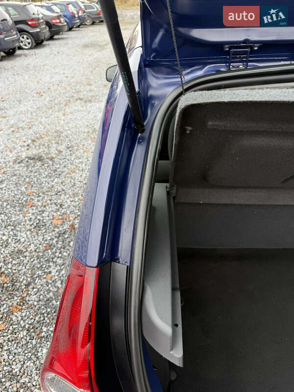 Хетчбек Dacia Sandero 2009 в Луцьку фото 123 Хетчбек Dacia Sandero 2009 в Луцьку