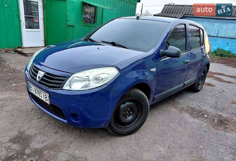 Хэтчбек Dacia Sandero 2009 в Решетиловке фото 3 Хэтчбек Dacia Sandero 2009 в Решетиловке