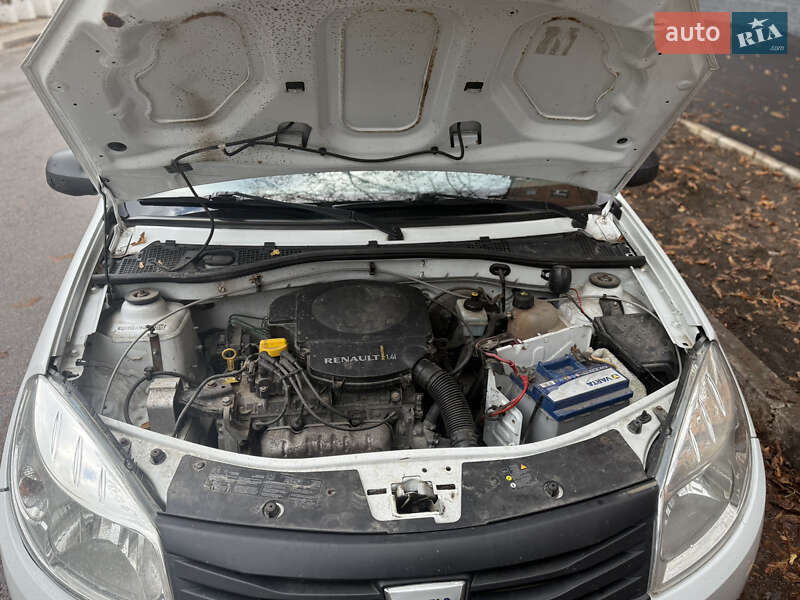 Хэтчбек Dacia Sandero 2009 в Александрие