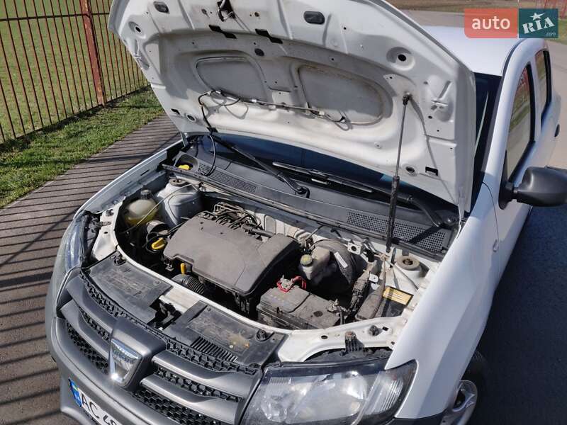 Хэтчбек Dacia Sandero 2013 в Луцке