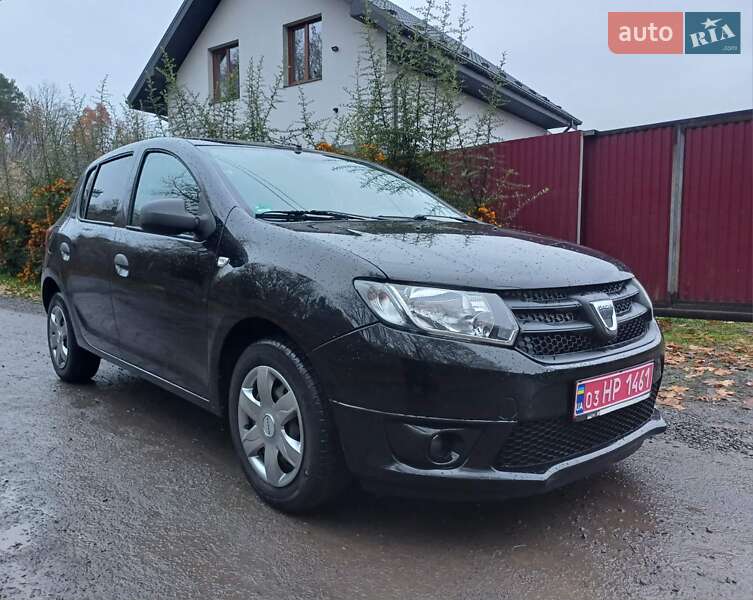 Хетчбек Dacia Sandero 2013 в Луцьку