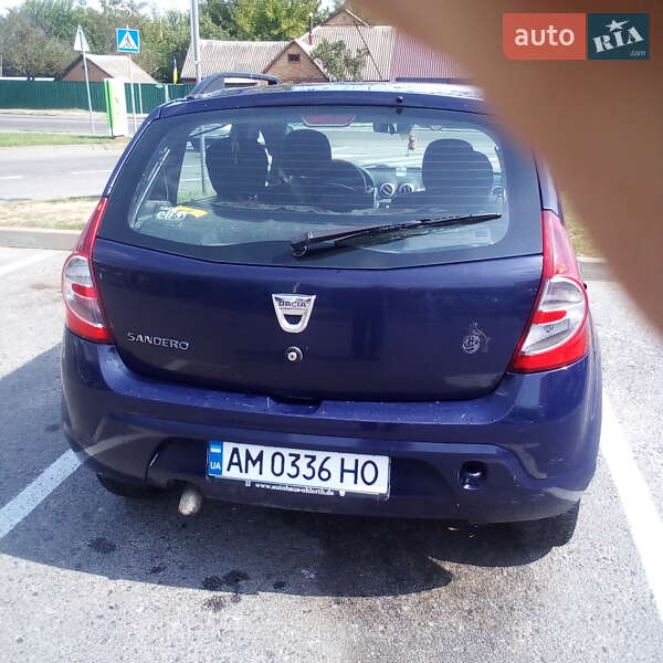 Хэтчбек Dacia Sandero 2011 в Бердичеве фото 12 Хэтчбек Dacia Sandero 2011 в Бердичеве