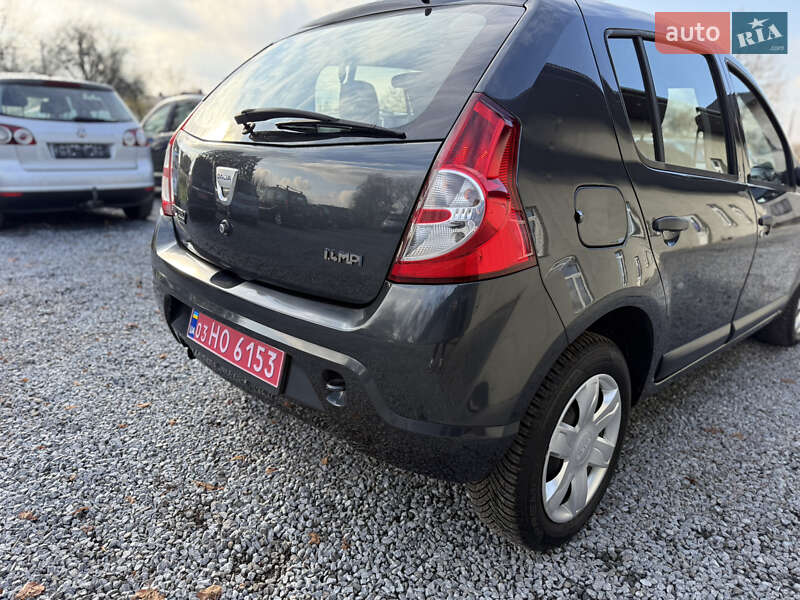 Хэтчбек Dacia Sandero 2009 в Луцке фото 33 Хэтчбек Dacia Sandero 2009 в Луцке