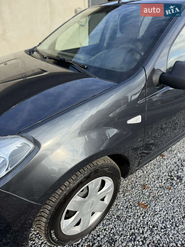 Хэтчбек Dacia Sandero 2009 в Луцке фото 51 Хэтчбек Dacia Sandero 2009 в Луцке