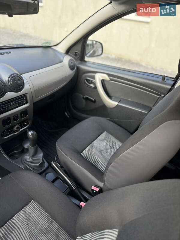 Хэтчбек Dacia Sandero 2009 в Луцке фото 106 Хэтчбек Dacia Sandero 2009 в Луцке