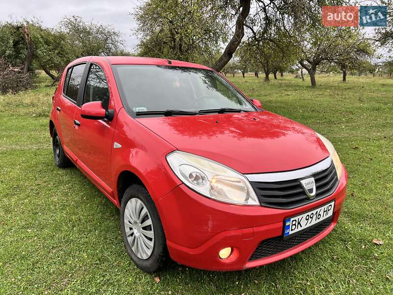 Хэтчбек Dacia Sandero 2009 в Ковеле фото 5 Хэтчбек Dacia Sandero 2009 в Ковеле