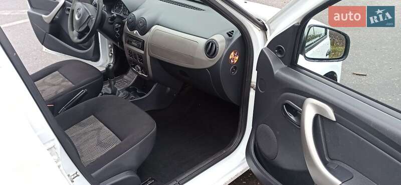 Хэтчбек Dacia Sandero 2012 в Черкассах