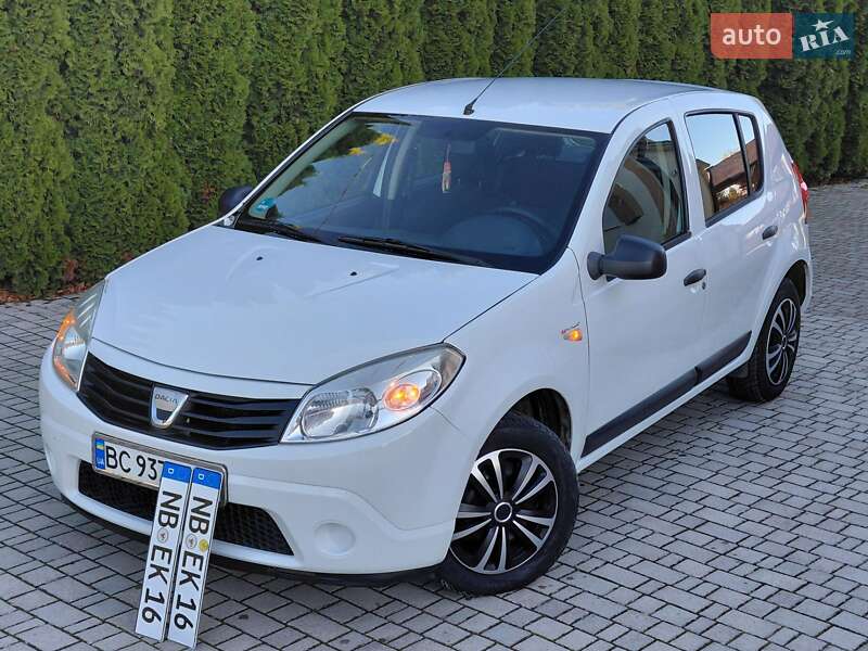 Хэтчбек Dacia Sandero 2010 в Самборе фото 6 Хэтчбек Dacia Sandero 2010 в Самборе
