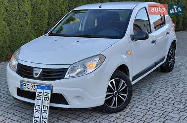 Хетчбек Dacia Sandero 2010 в Самборі