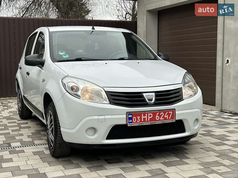Хэтчбек Dacia Sandero 2009 в Ровно фото 4 Хэтчбек Dacia Sandero 2009 в Ровно