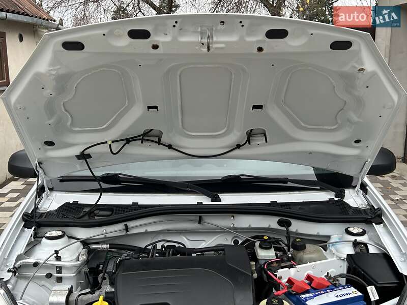 Хэтчбек Dacia Sandero 2009 в Ровно фото 43 Хэтчбек Dacia Sandero 2009 в Ровно