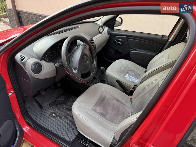 Хэтчбек Dacia Sandero 2009 в Львове фото 12 Хэтчбек Dacia Sandero 2009 в Львове