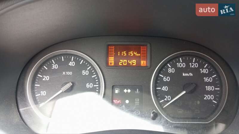 Хэтчбек Dacia Sandero 2009 в Немирове