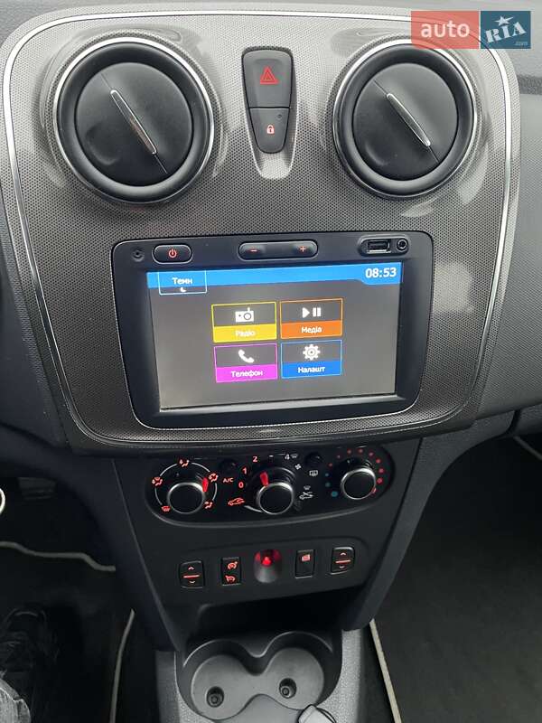 Хетчбек Dacia Sandero 2020 в Львові